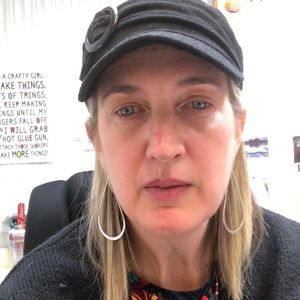 Meet your Posher, Pam